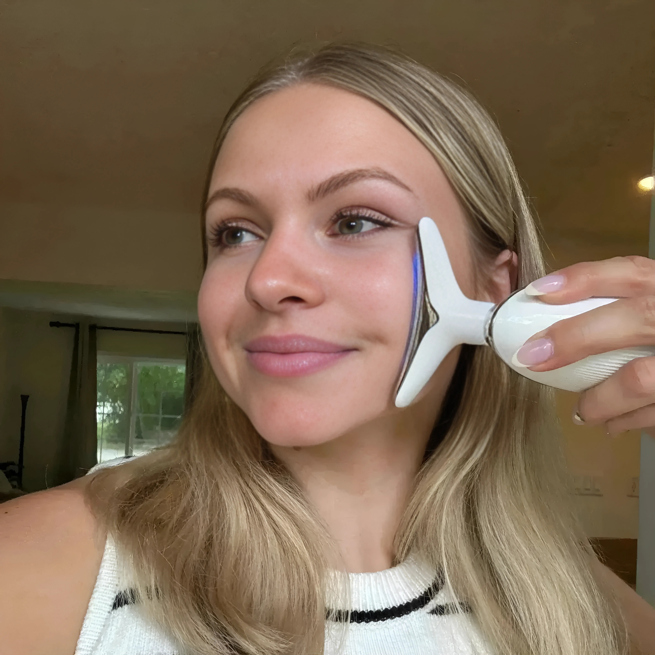 KRAFTI  7-IN-1 EMS LED FACIAL SCULPTOR